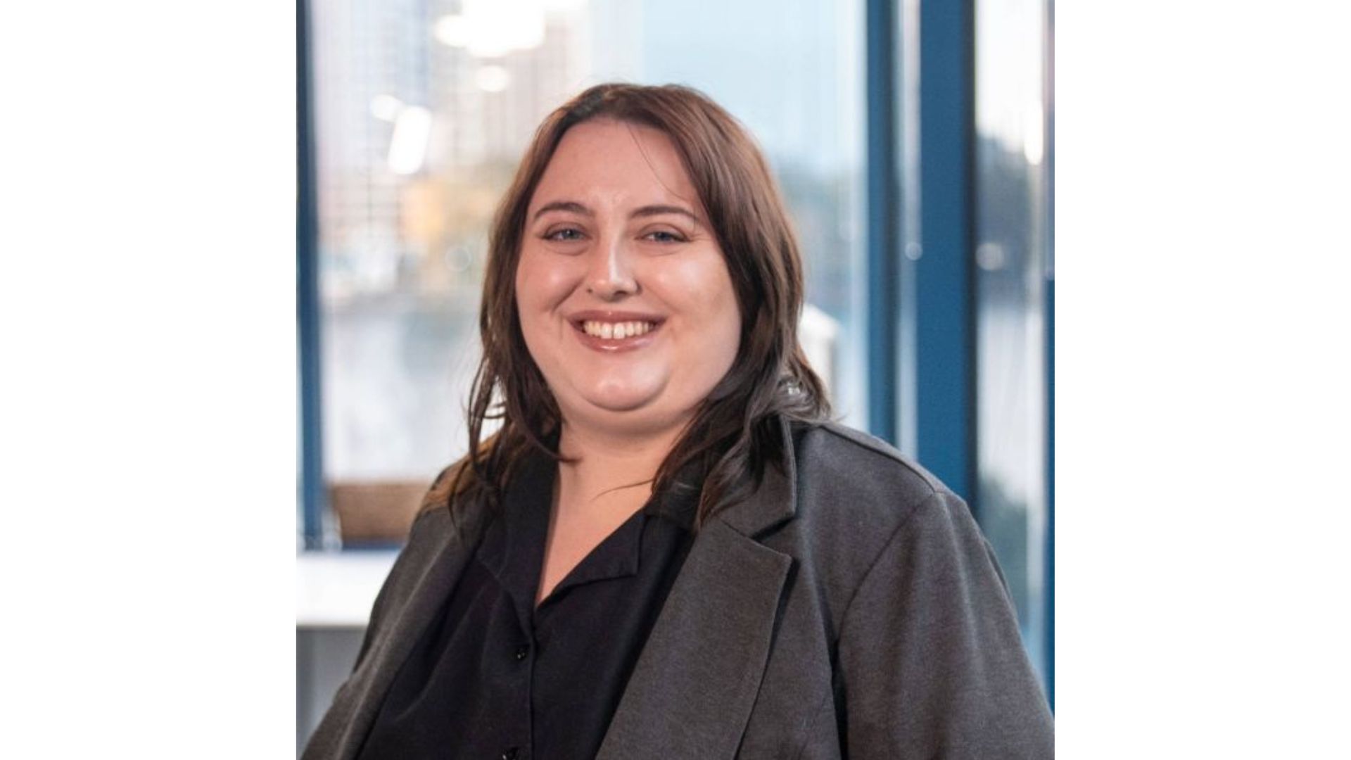 Anna Perry, AICP, Transportation Engineer-in-training, was named Sustainability Steward of the Year for their efforts to focus on everyday sustainability improvements that make an impact in both the Orlando office and across HDR’s Florida offices.