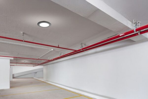 The Gardco SoftView LED parking garage luminaire from Genlyte Solutions combines sleek architectural design with Signify’s ComfortEdge™ technology, reducing perceived glare and easing people’s visual adaptation in a space.