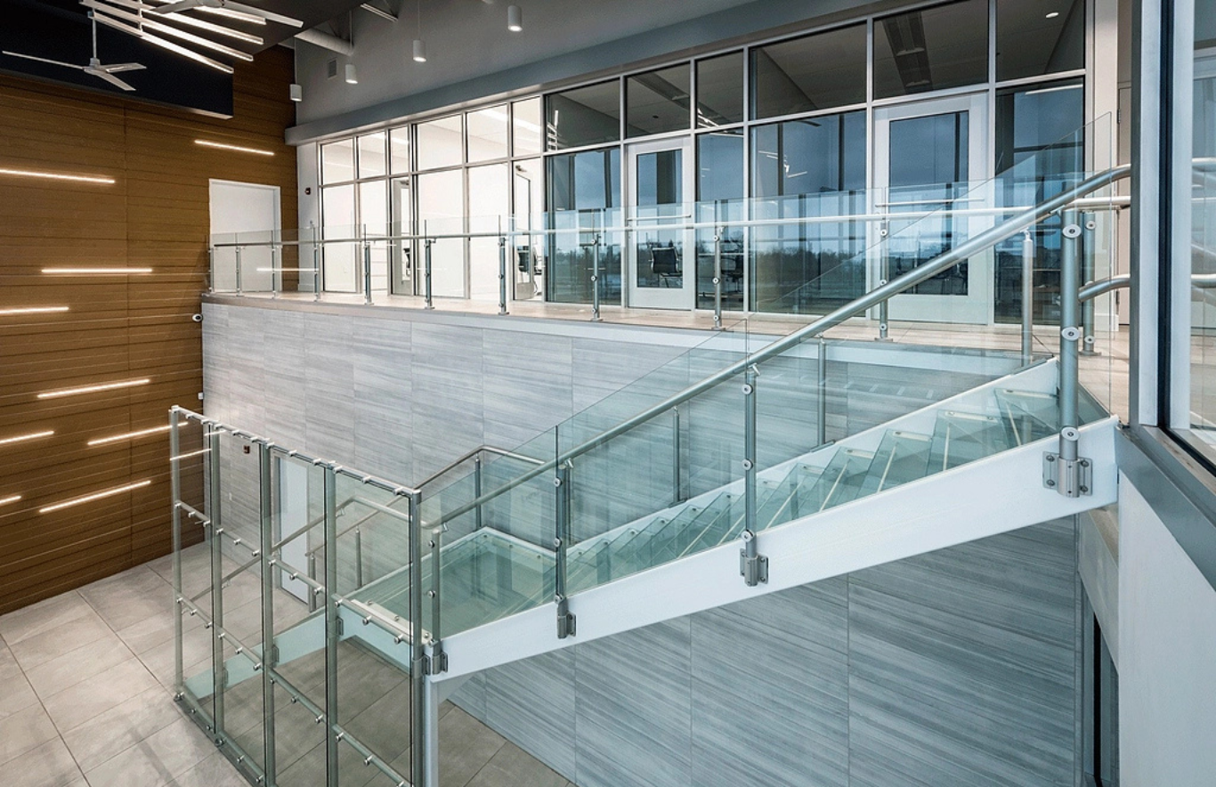 Interna-Rail® aluminum handrail systems from Hollaender feature in-line fittings that create a clean, architectural appearance while simplifying installation.
